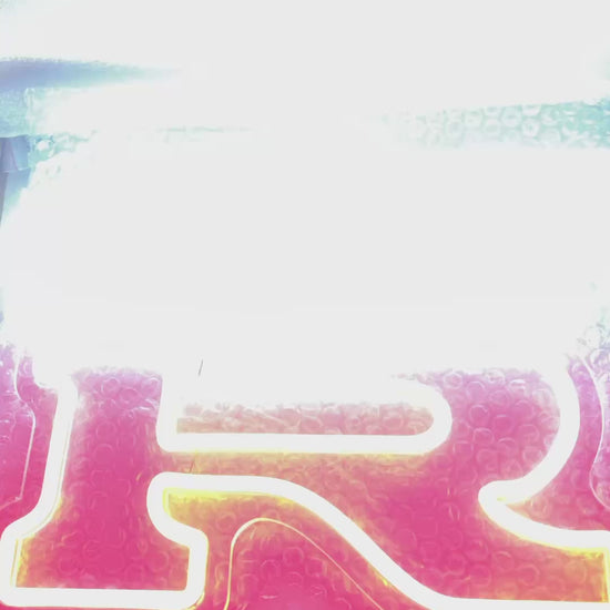Video of the Nissan GT-R LED sign lighting up