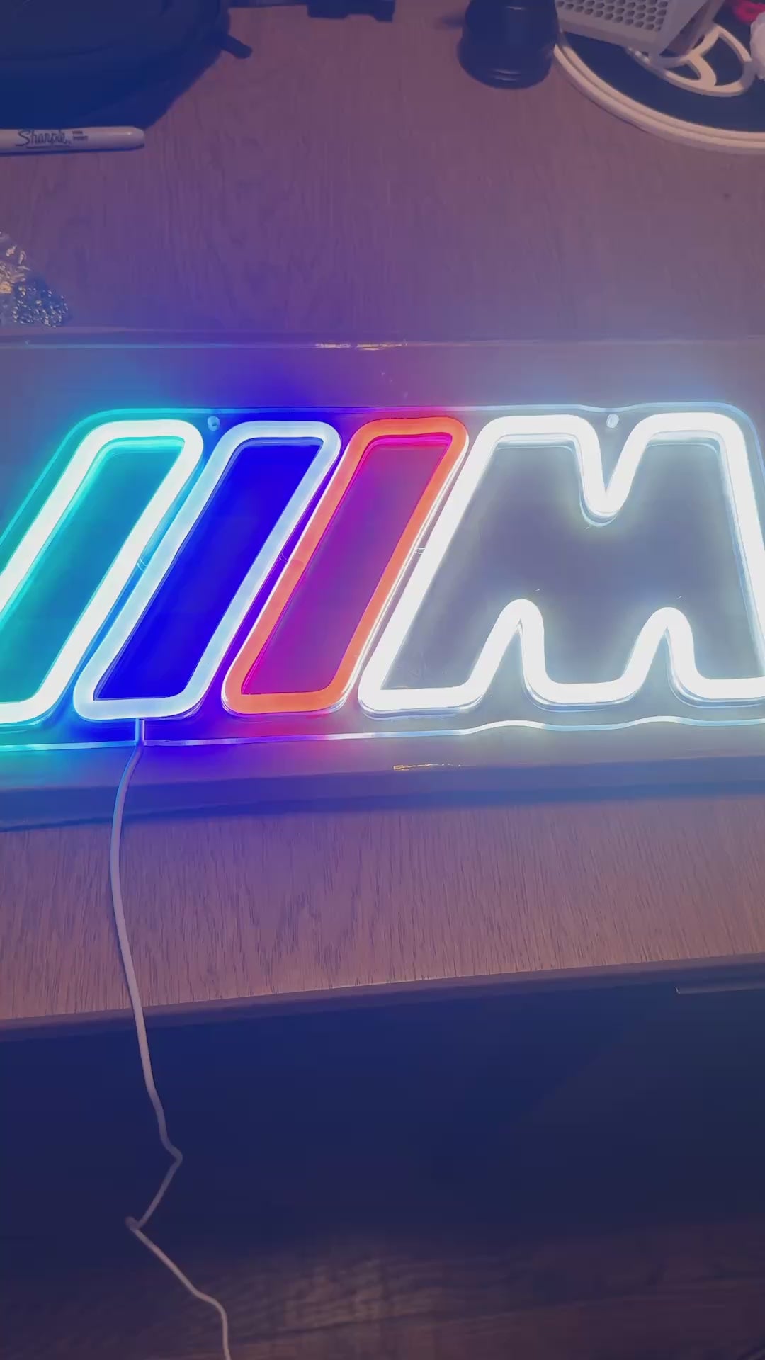 Video of the BMW M LED neon sign lighting up